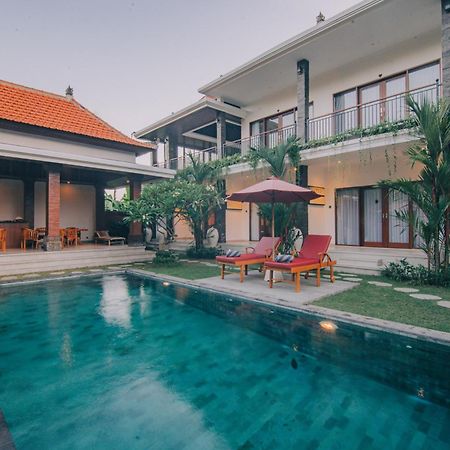 Cucukan Beach Guest House Payangan Buitenkant foto
