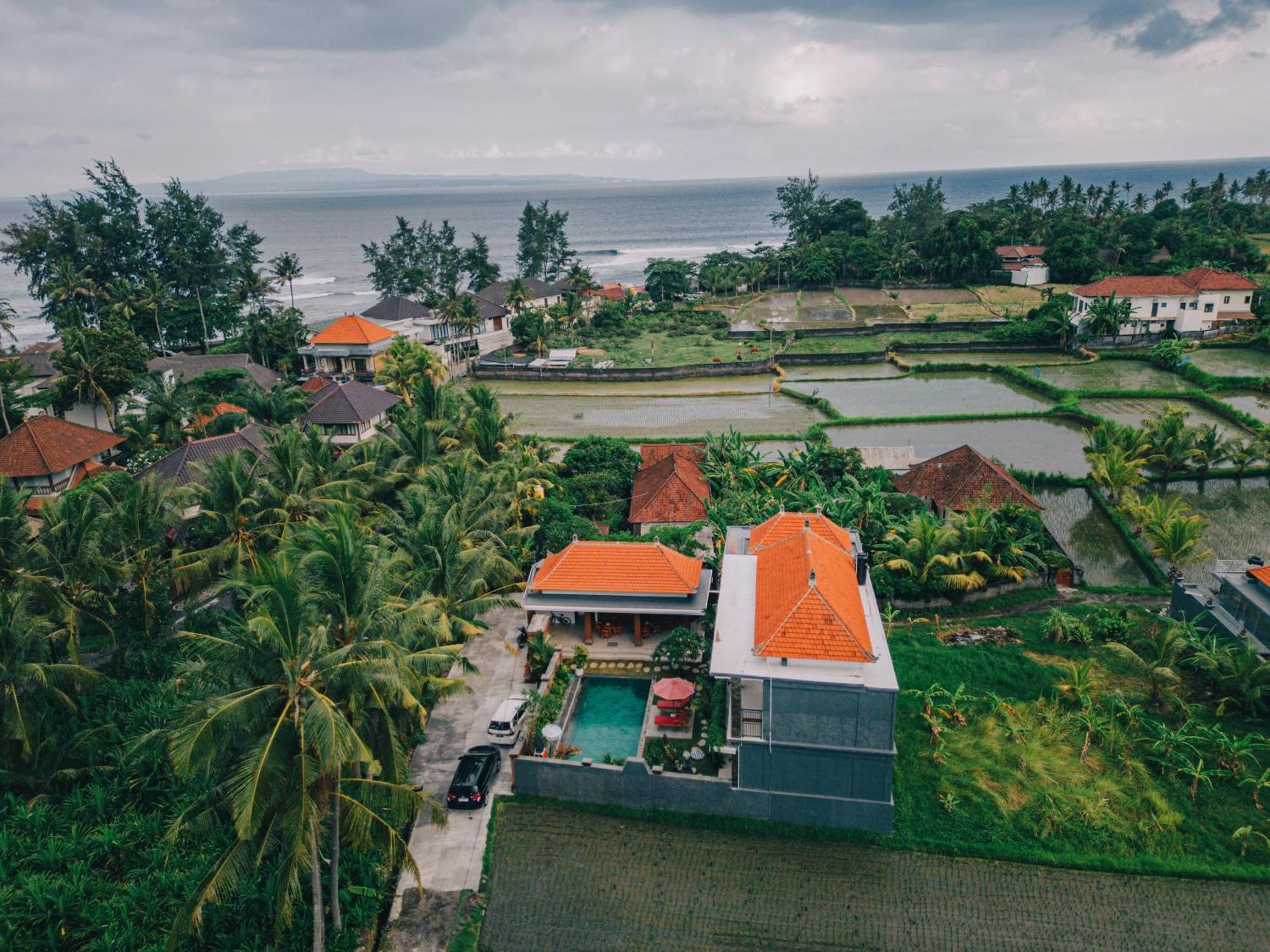 Cucukan Beach Guest House Payangan Buitenkant foto
